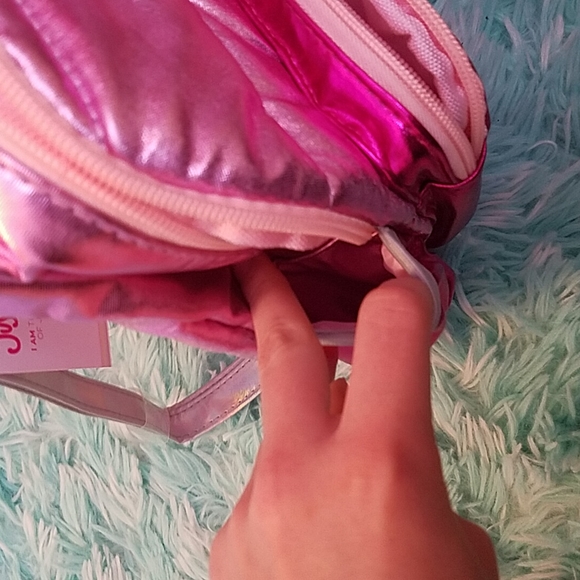 Backpack - Picture 4 of 4